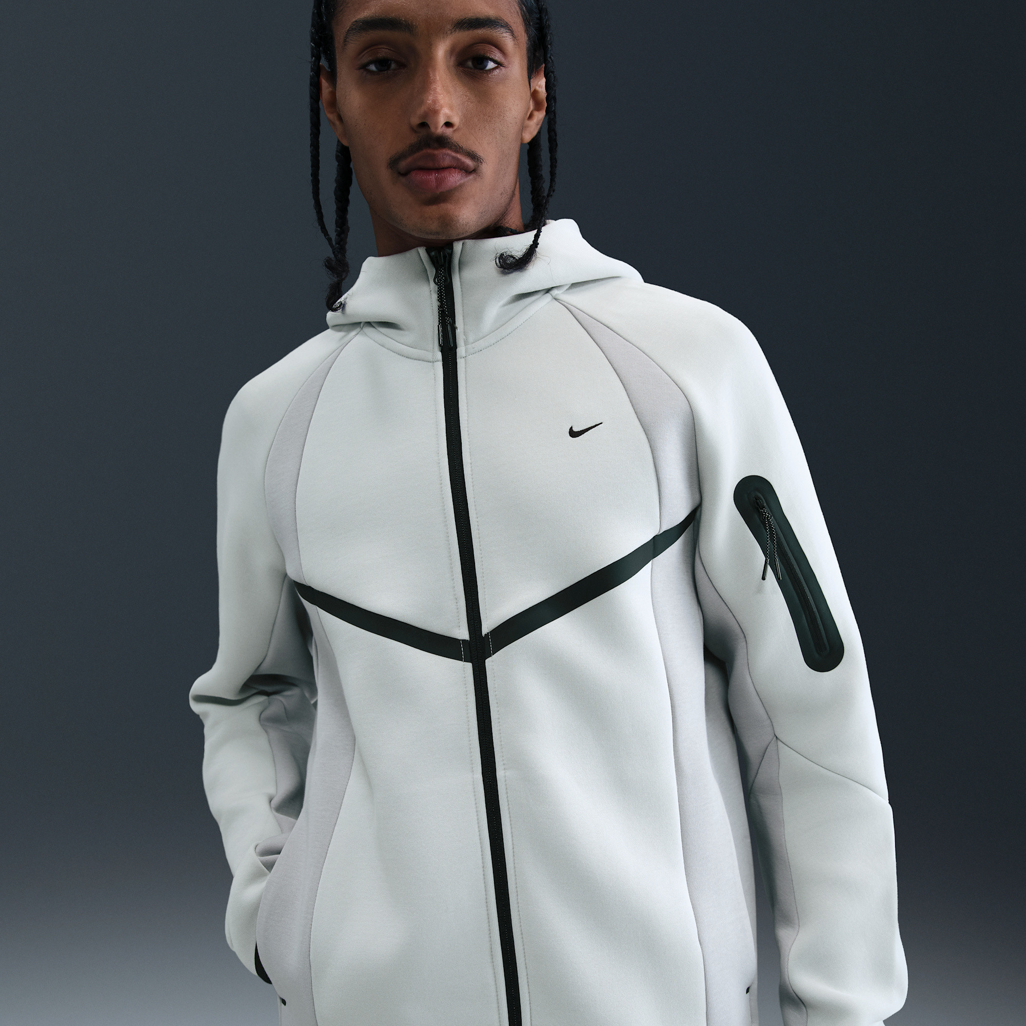 Nike Tech Windrunner Full-Zip Color-Block Fleece Jacket