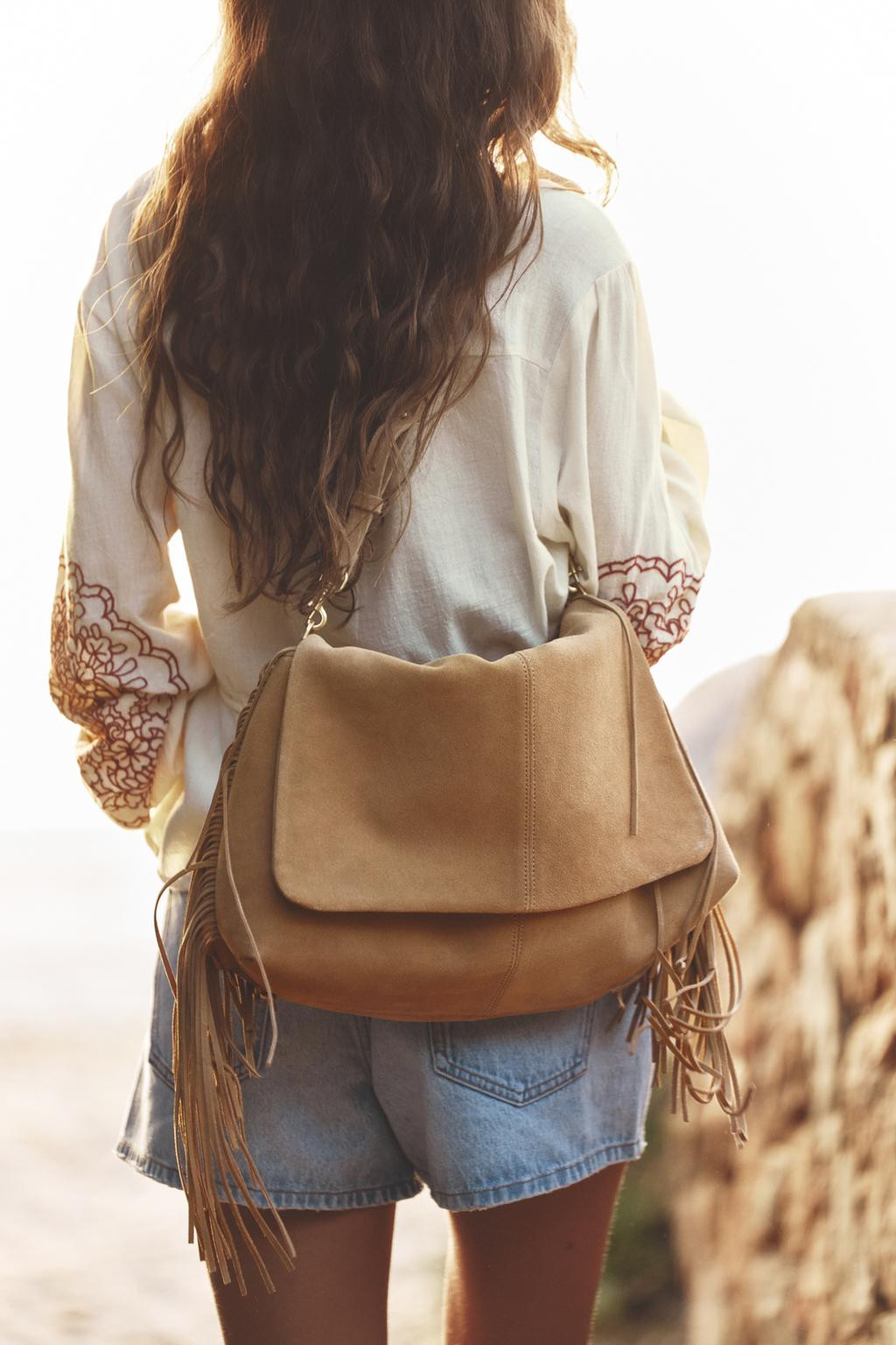 Zara SPLIT SUEDE CROSSBODY BAG WITH FRINGING