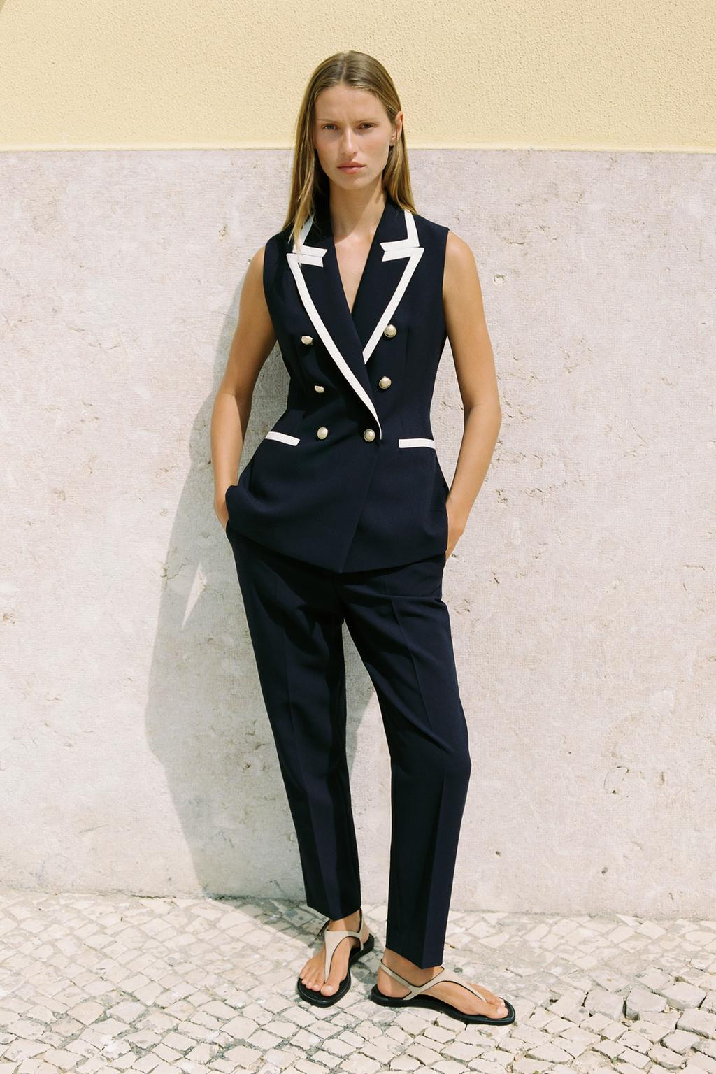 Zara HIGH-WAIST SLIM TROUSERS