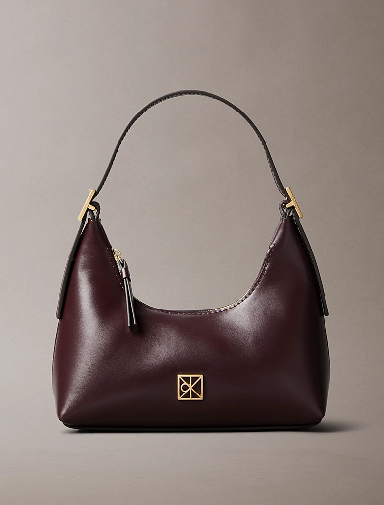 Calvin Klein Small leather shoulder bag with monogram logo emblem