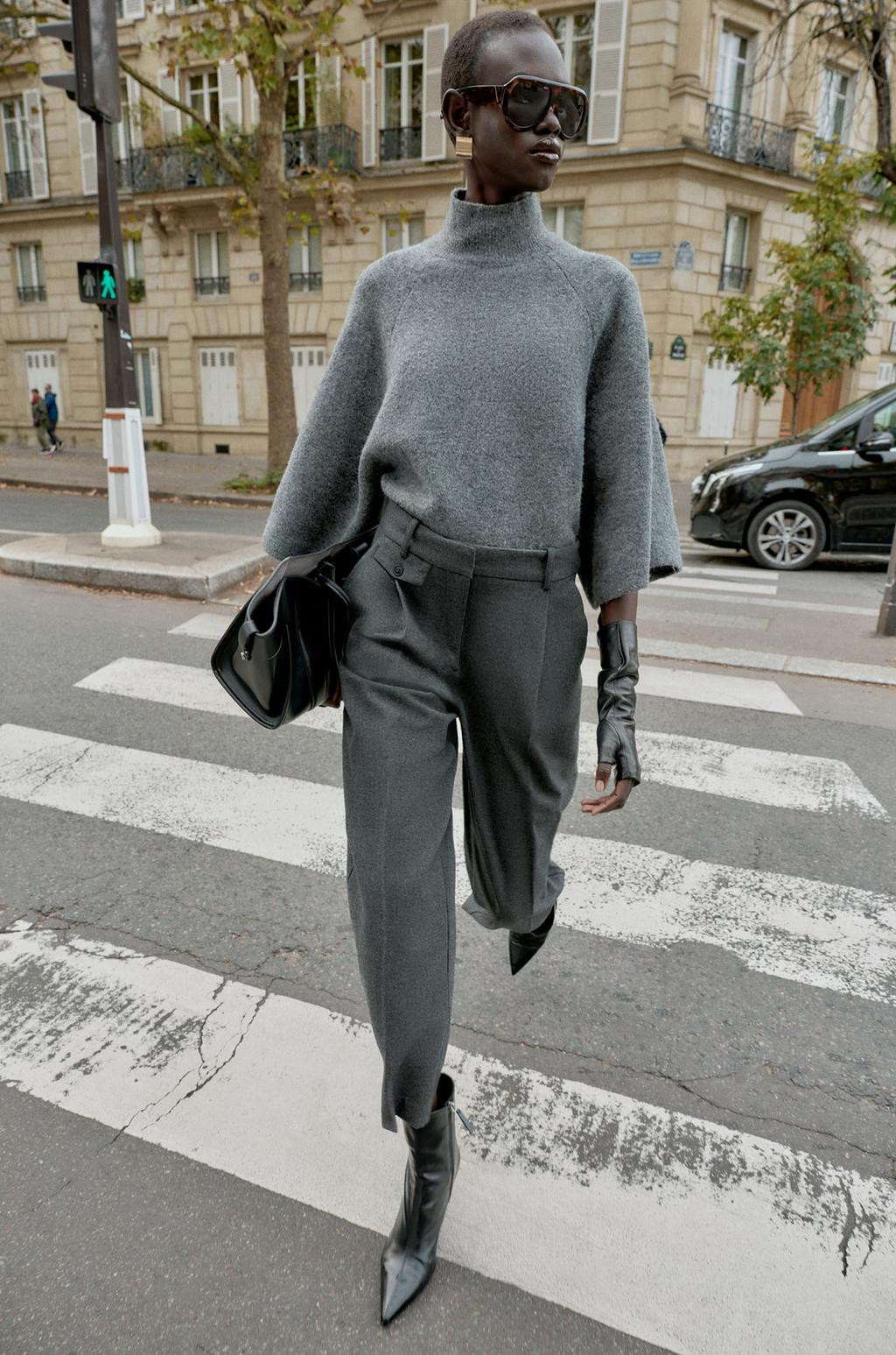 ZARA KNIT WIDE SLEEVE JUMPER