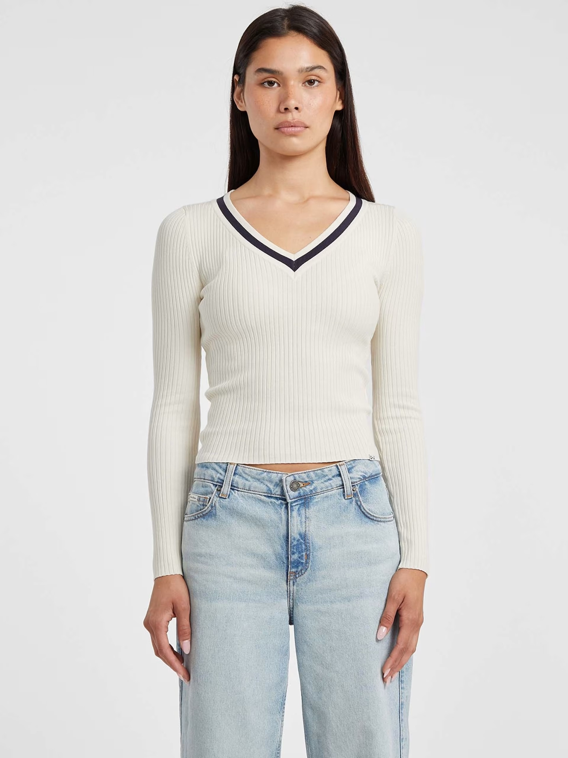 Guess Jeans V-neck sweater