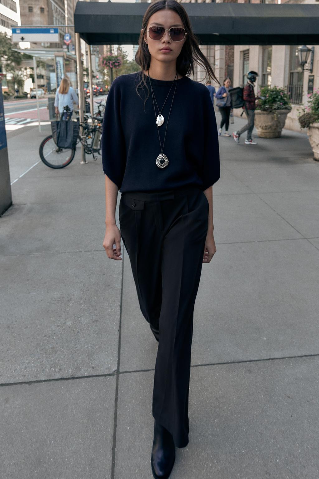 Zara WIDE-LEG TROUSERS WITH DARTS