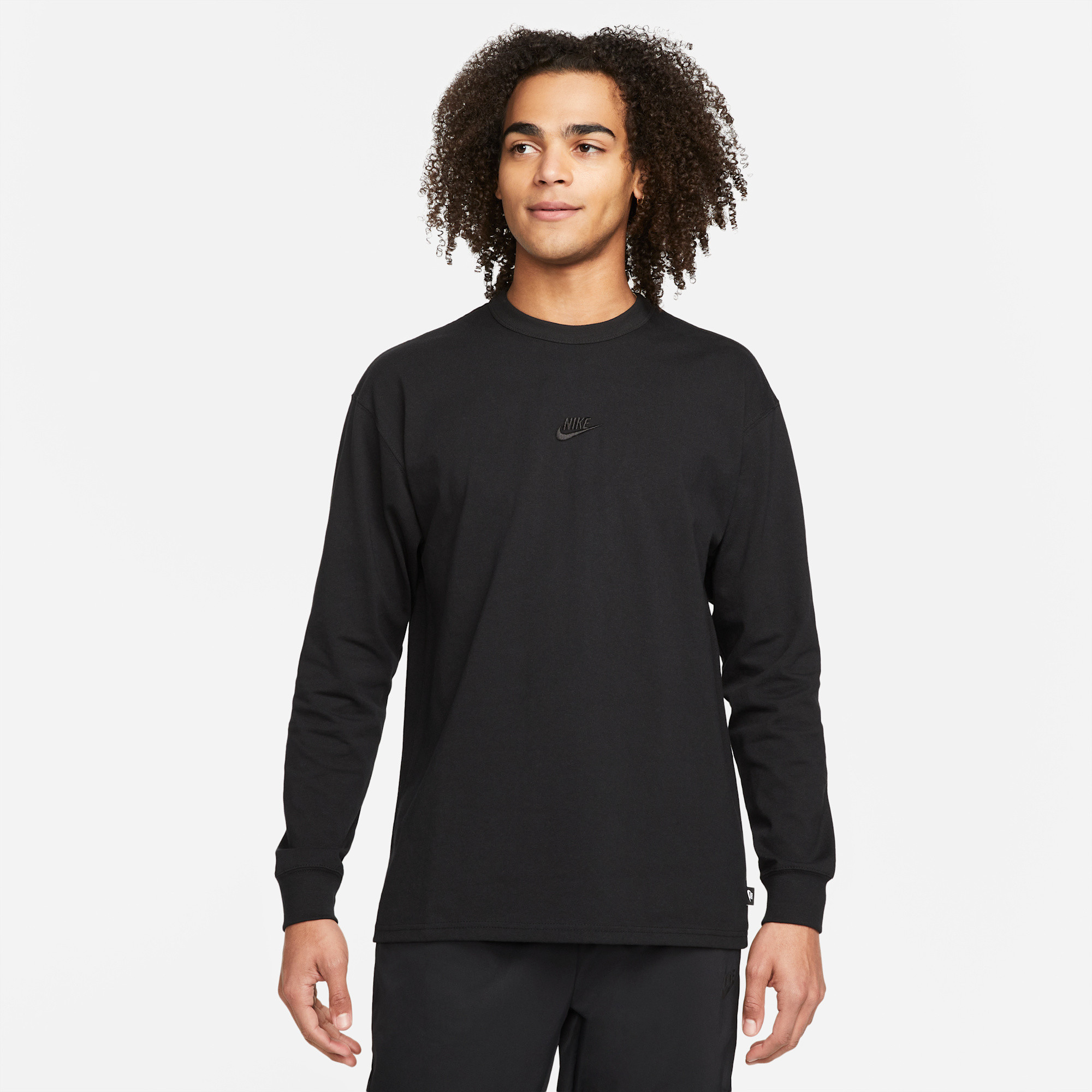 Nike Sportswear Premium Essentials — Men's Long-Sleeve T-Shirt