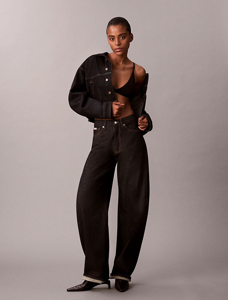 Calvin Klein High-Rise Barrel Jeans