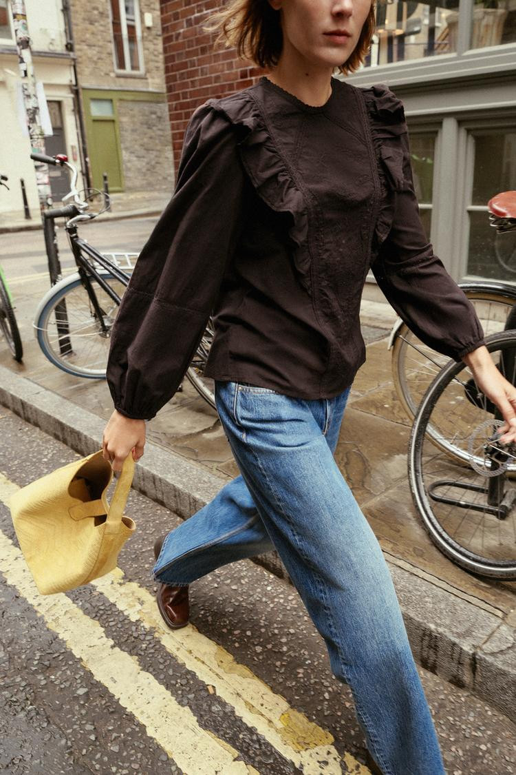 Zara FLORAL EMBROIDERED BLOUSE