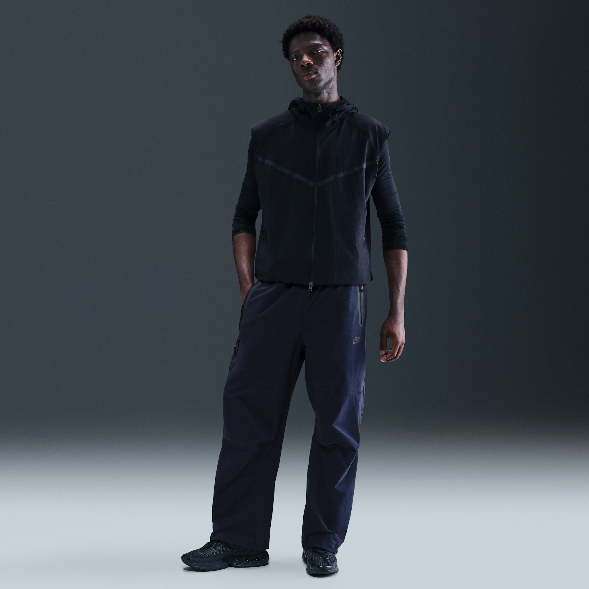 Nike Tech Oversized Woven Pants