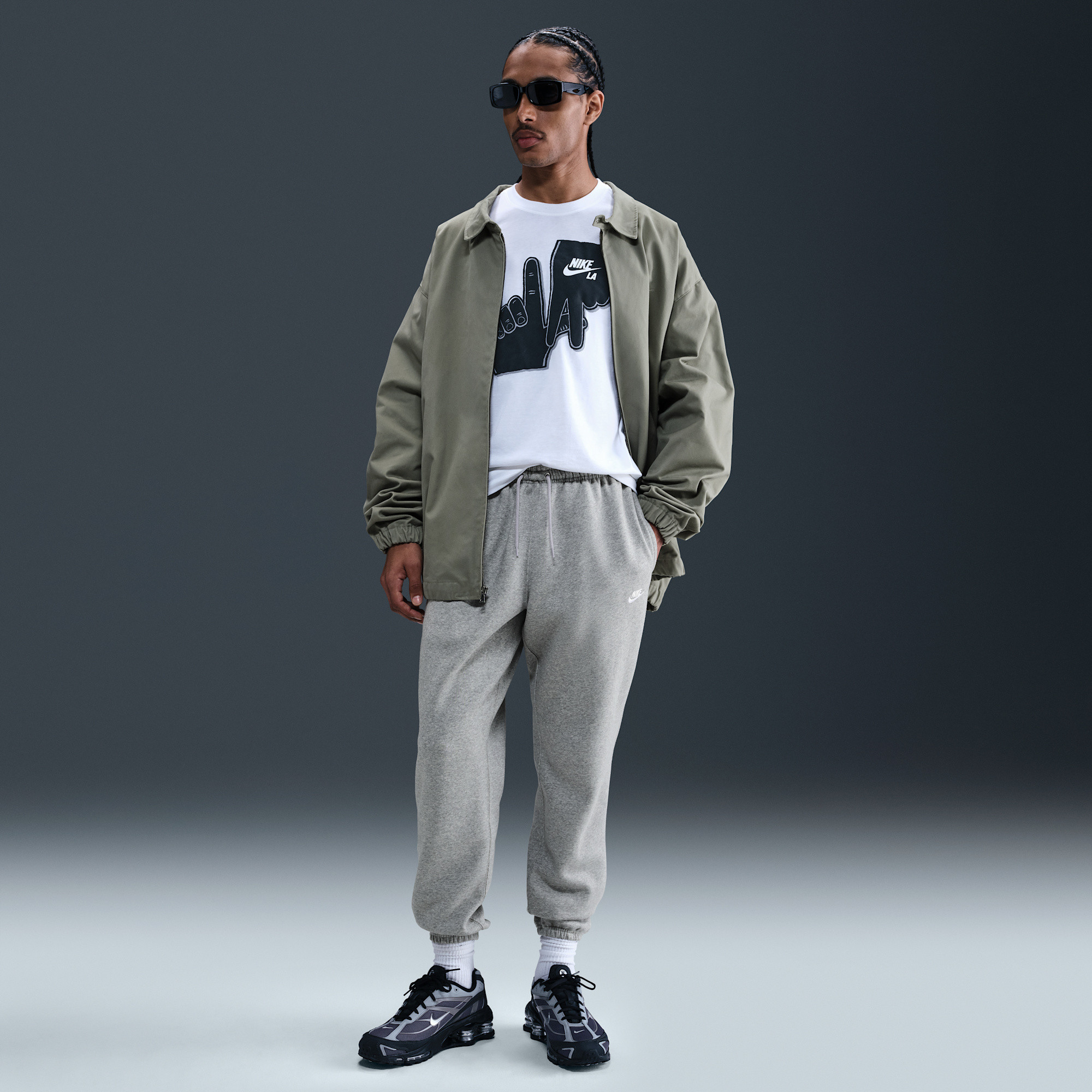 Nike Club Brushed-Back Fleece Cuffed Pants